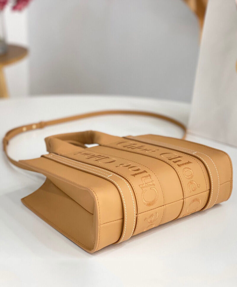 Chloe Small Woody Tote Bag